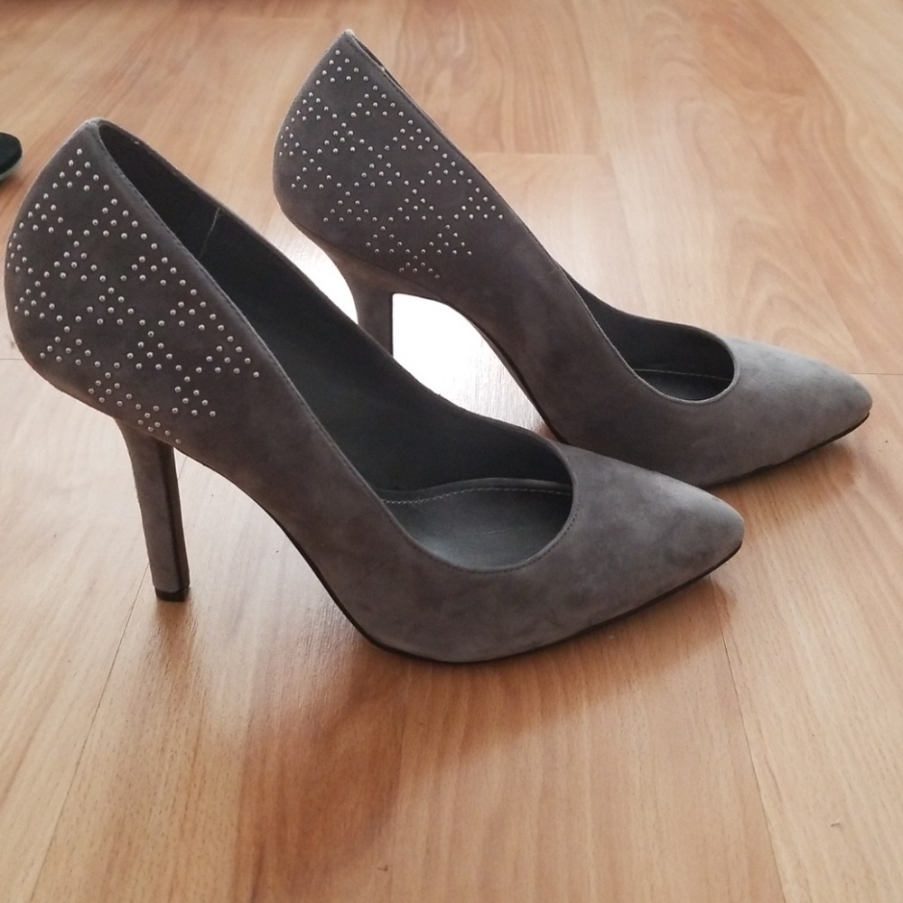 Brand new suede gray heels
